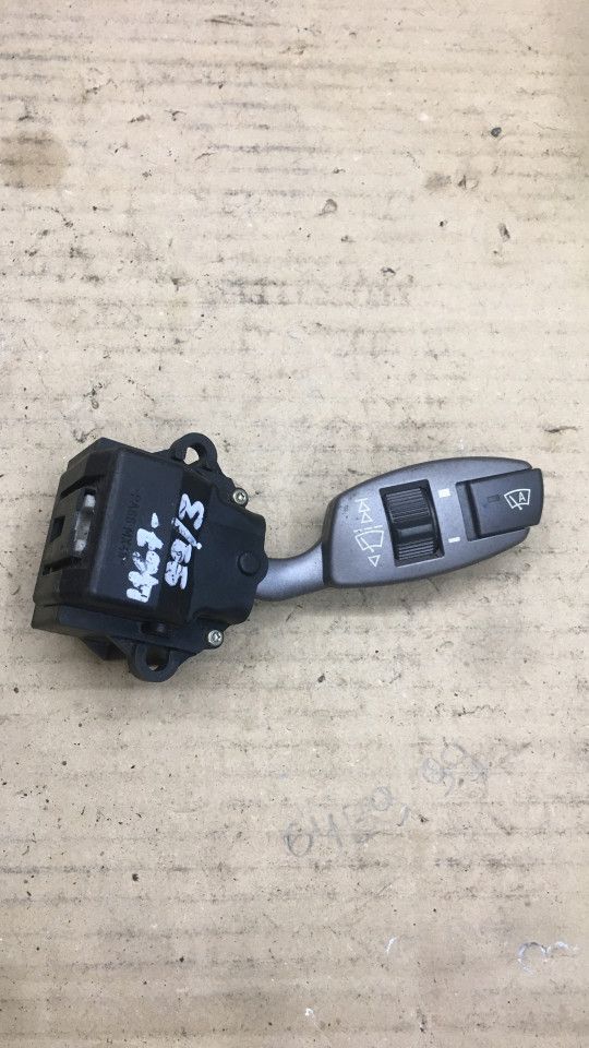 переключатель дворников BMW 7 серия E65/E66/E67 2002, 4.4 л., бензин, АКПП, седан, 6911519