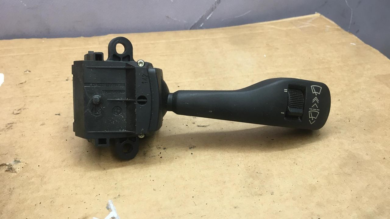 переключатель дворников BMW 3 серия E46 2002, 2.5 л., M54 B25 (256S5), бензин, АКПП, купе, 8363664