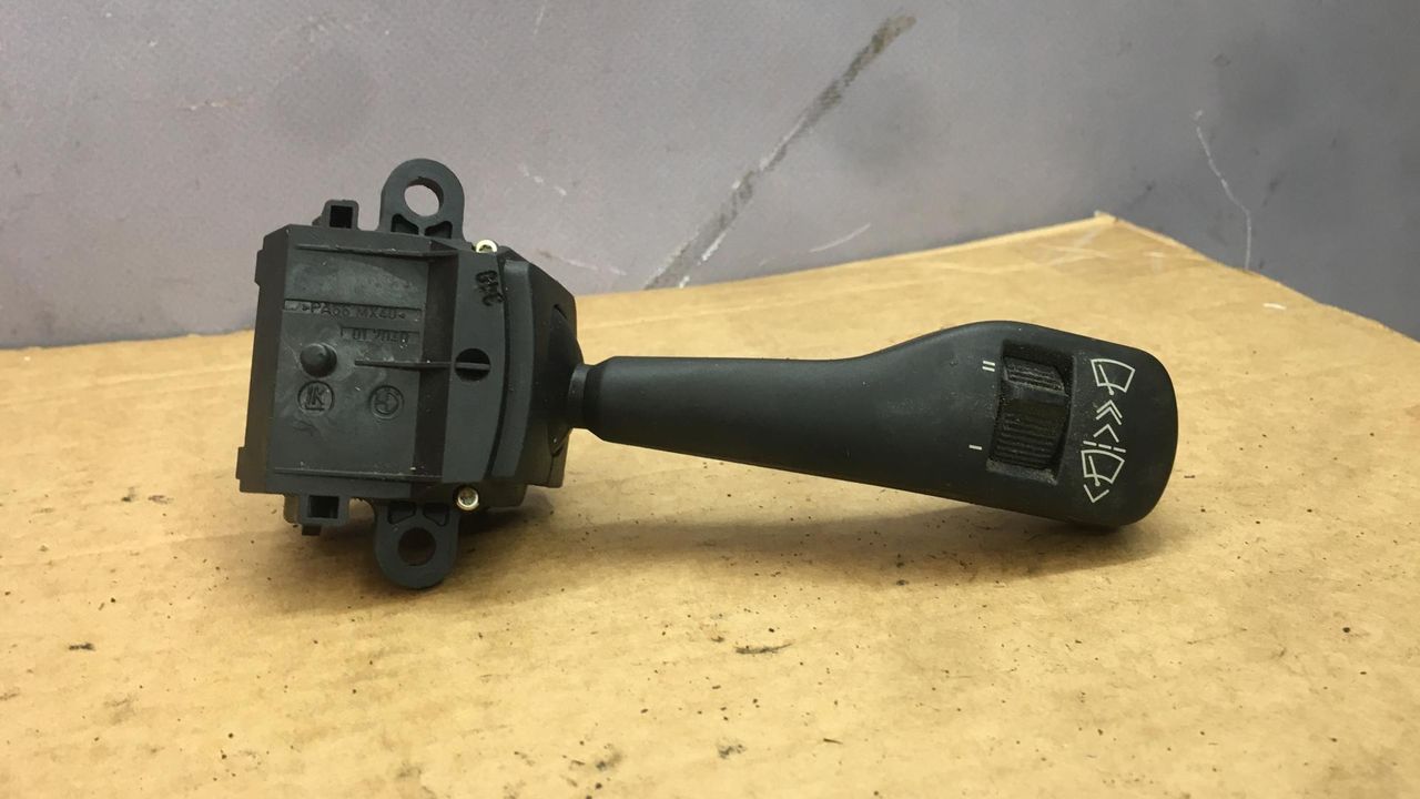 переключатель дворников BMW 3 серия E46 2000, 2.5 л., M54 B25 (256S5), бензин, АКПП, седан, 8363664