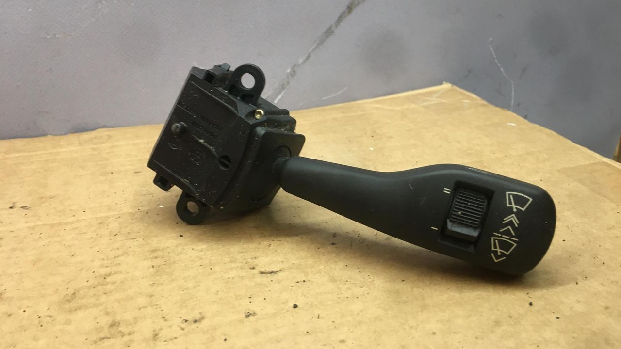 переключатель дворников BMW 3 серия E46 2002, 2.0 л., N42 B20 A, бензин, АКПП, универсал, 8363664