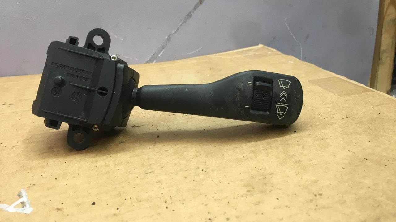 переключатель дворников BMW 3 серия E46 2002, 2.0 л., бензин, АКПП, универсал, 8363664