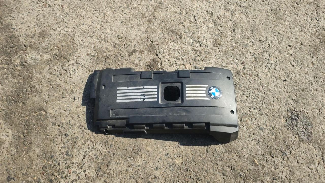 декоративная крышка двигателя BMW X5 E70 2007, 3.0 л., N52 B30 AF, бензин, АКПП, 7543304