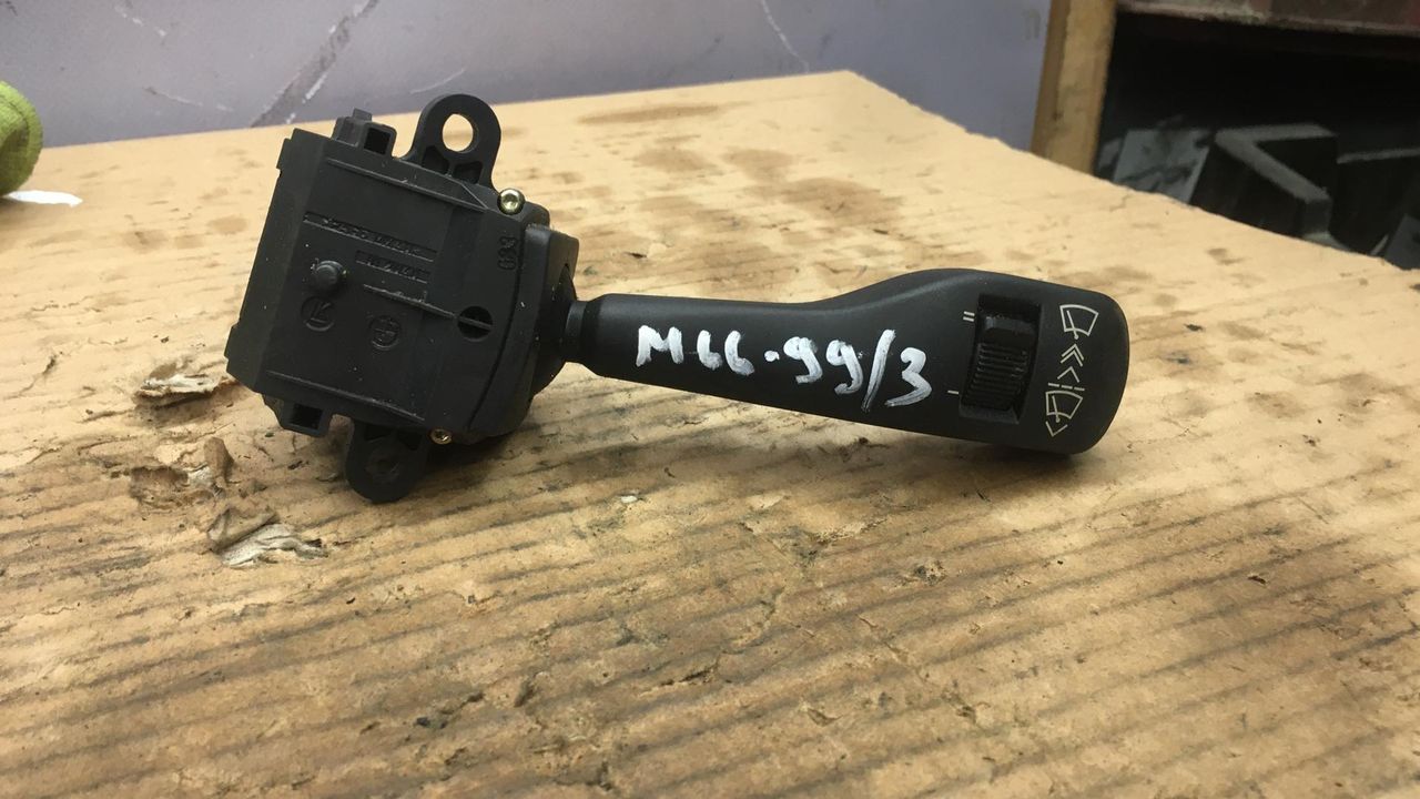 переключатель дворников BMW 3 серия E46 2002, 3.0 л., M54 B30 (306S3), бензин, АКПП, купе, 8363664