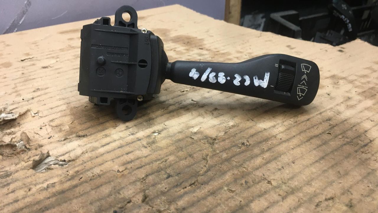 переключатель дворников BMW 3 серия E46 2001, 2.0 л., N42 B20 A, бензин, АКПП, купе, 8363664