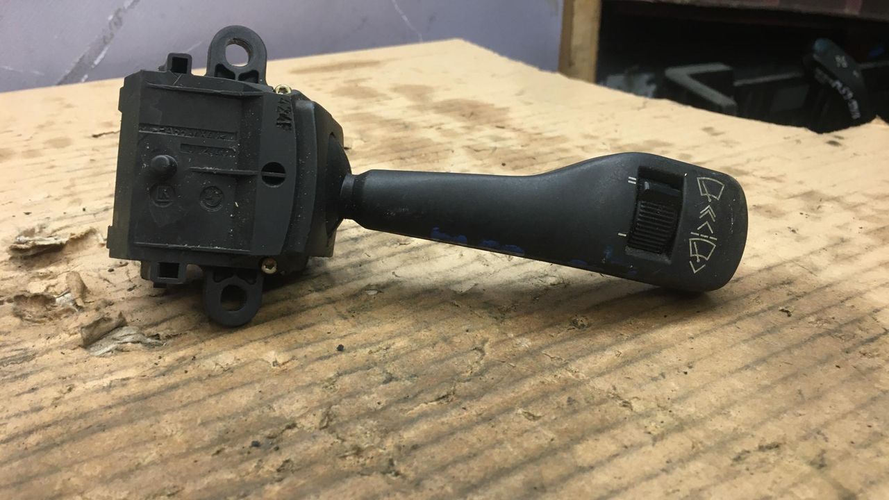 переключатель дворников BMW 3 серия E46 2002, 2.0 л., M47 D20 (204D1), дизель, АКПП, седан, 8363664