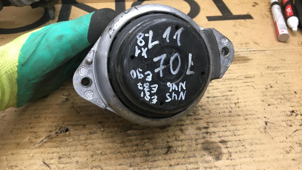 подушка крепления двигателя BMW 3 серия E90/E91 [рестайлинг] 2009, 2.0 л., N43 B20 A, бензин, АКПП, седан, 6768852