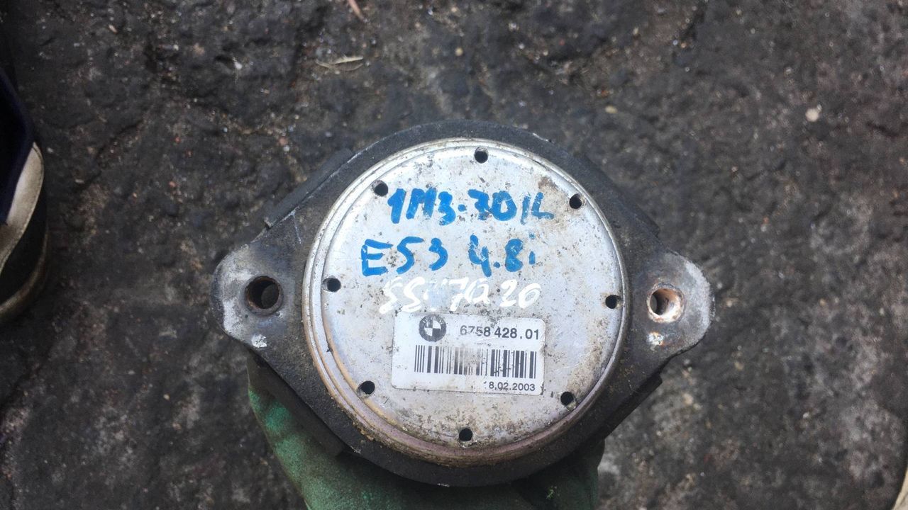 подушка крепления двигателя BMW X5 E53 2002, 4.6 л., M62 B46 (468S1), бензин, АКПП, внедорожник 5 дв., 6758428