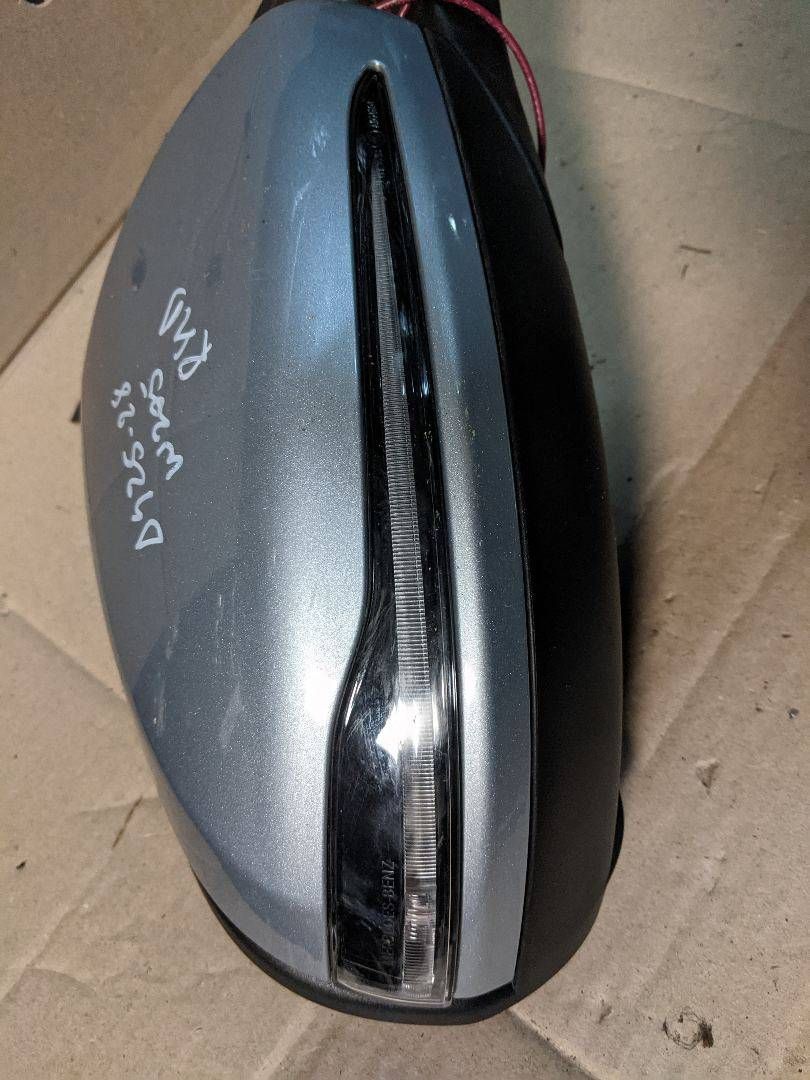 повторитель поворотов Mercedes-Benz C-Класс W205/S205/C205 2015, 2.0 л., M 274.920, бензин, АКПП, седан, правый руль
