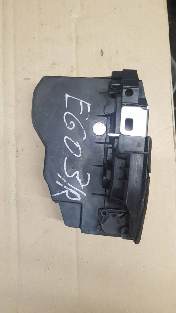замок двери задней правой BMW 5 серия E60/E61 2004, 7154630