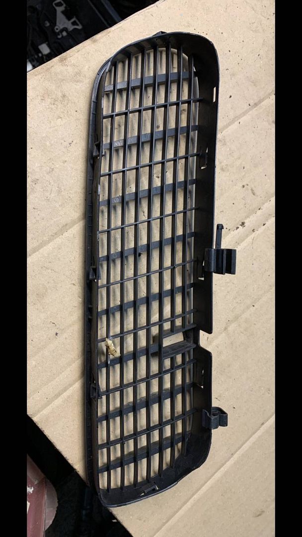 решетка капота BMW X5 E53 2001, 3.0 л., M54 B30 (306S3), бензин, АКПП, внедорожник 5 дв., 8402669