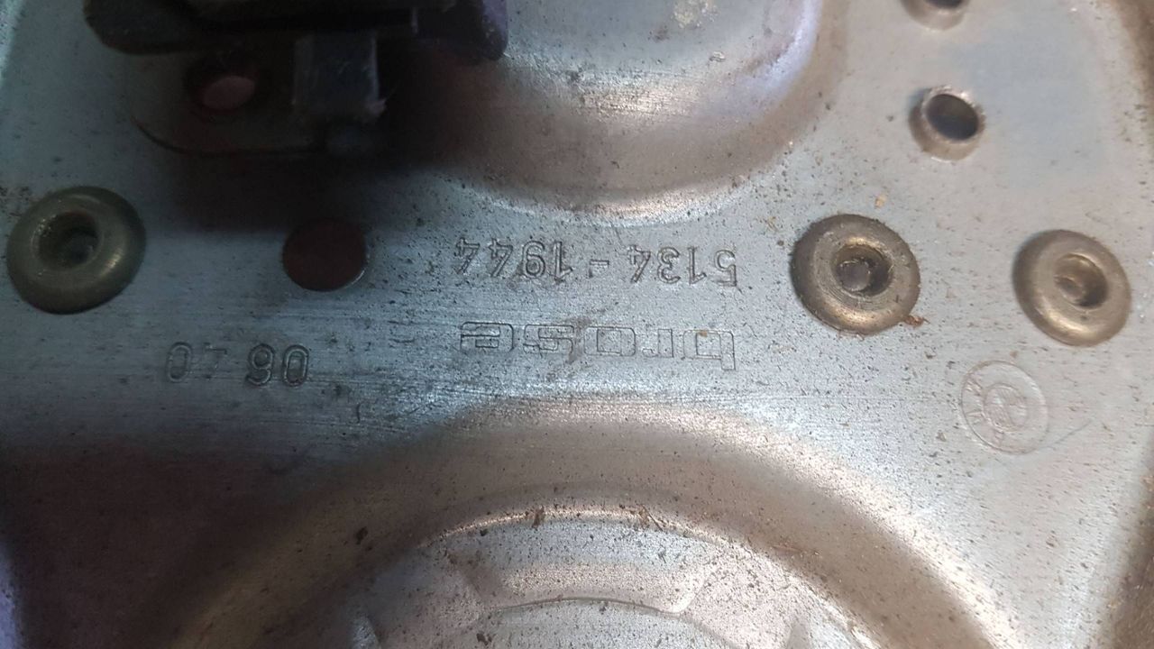 стеклоподъемник задний правый BMW 5 серия E34 1991