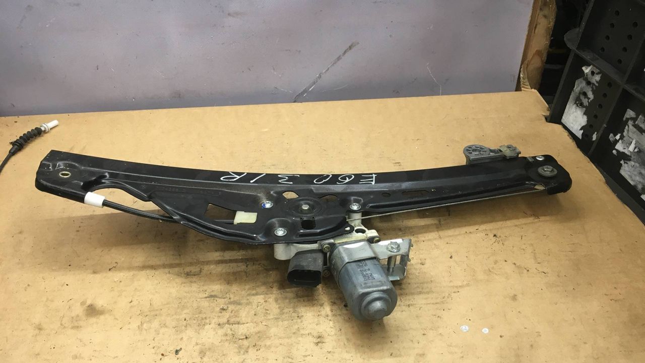 стеклоподъемник задний правый BMW 5 серия E60/E61 2007, 7034388, 7075674