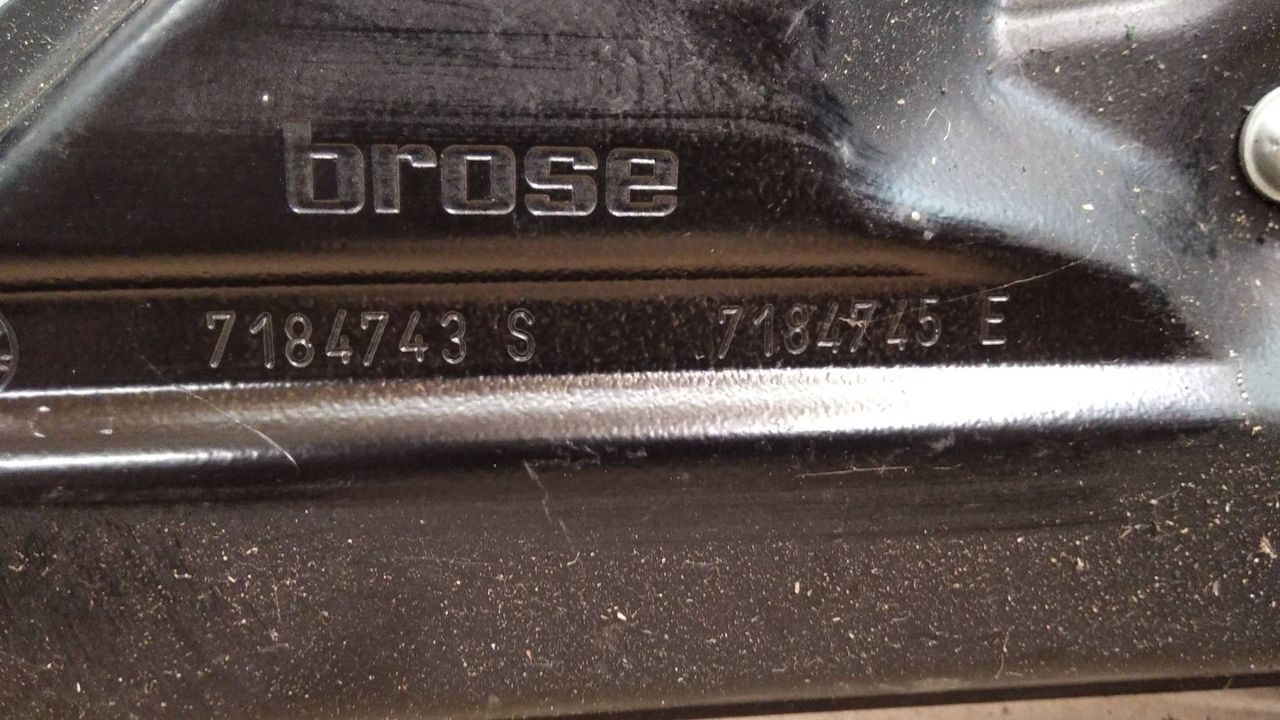 стеклоподъемник задний левый BMW 5 серия E60/E61 2005, 7184743, 7184745