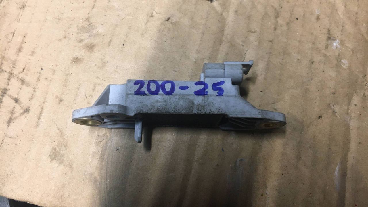 датчик удара BMW X5 E53 2002, 4.4 л., бензин, АКПП, внедорожник 5 дв., 6911038, 65776911038, 0285002064