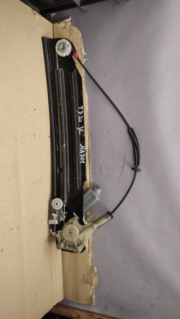 стеклоподъемник передний правый BMW X5 E53 2001, 3.0 л., бензин, АКПП, внедорожник 5 дв., 8254912, 8243804, 8252429