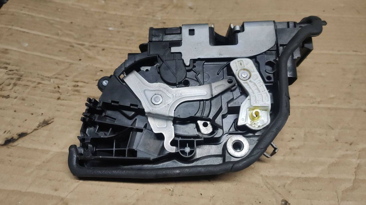 замок двери передней левой BMW X5 F15 2015, 7473157