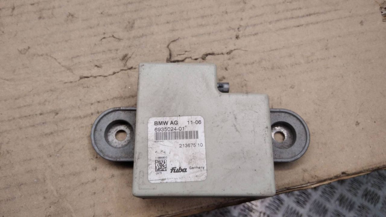 антенна BMW 5 серия E60/E61 2006, 6935024