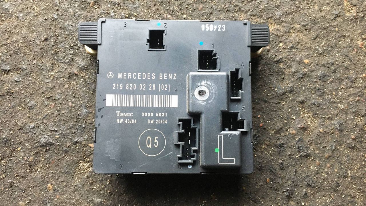 модуль управления двери Mercedes-Benz CLS-Класс C219 2005, 3.0 л., OM 642.920, дизель, АКПП, черный, купе, 2198200226