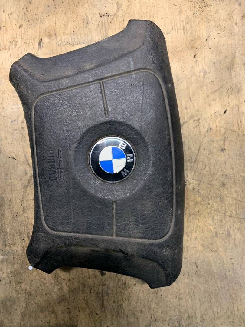 подушка безопасности водителя BMW 5 серия E39 2000, 1094445