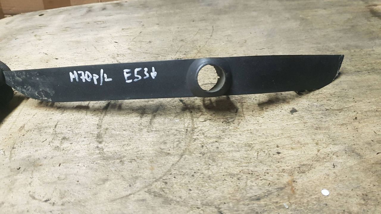 молдинг переднего бампера BMW X5 E53 2001, 8408385