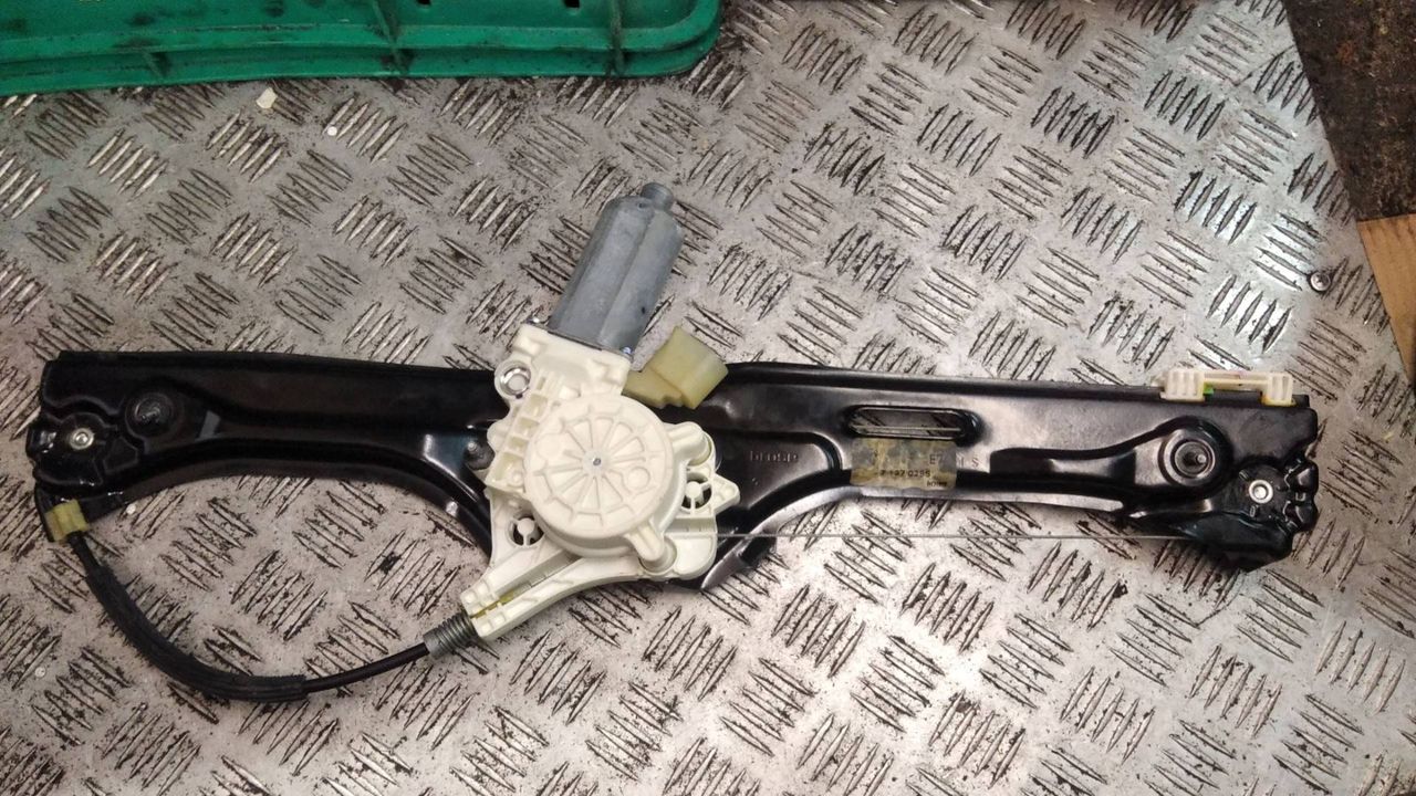 стеклоподъемник задний левый BMW X5 E70 2007, 7137029