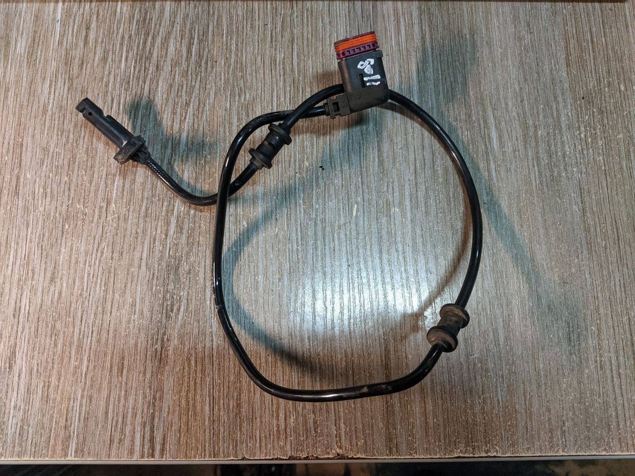 датчик ABS Mercedes-Benz E-Класс W212/S212/C207/A207 W212 2010, 2.2 л., дизель, АКПП, седан, задний привод, правый руль, A2125402117