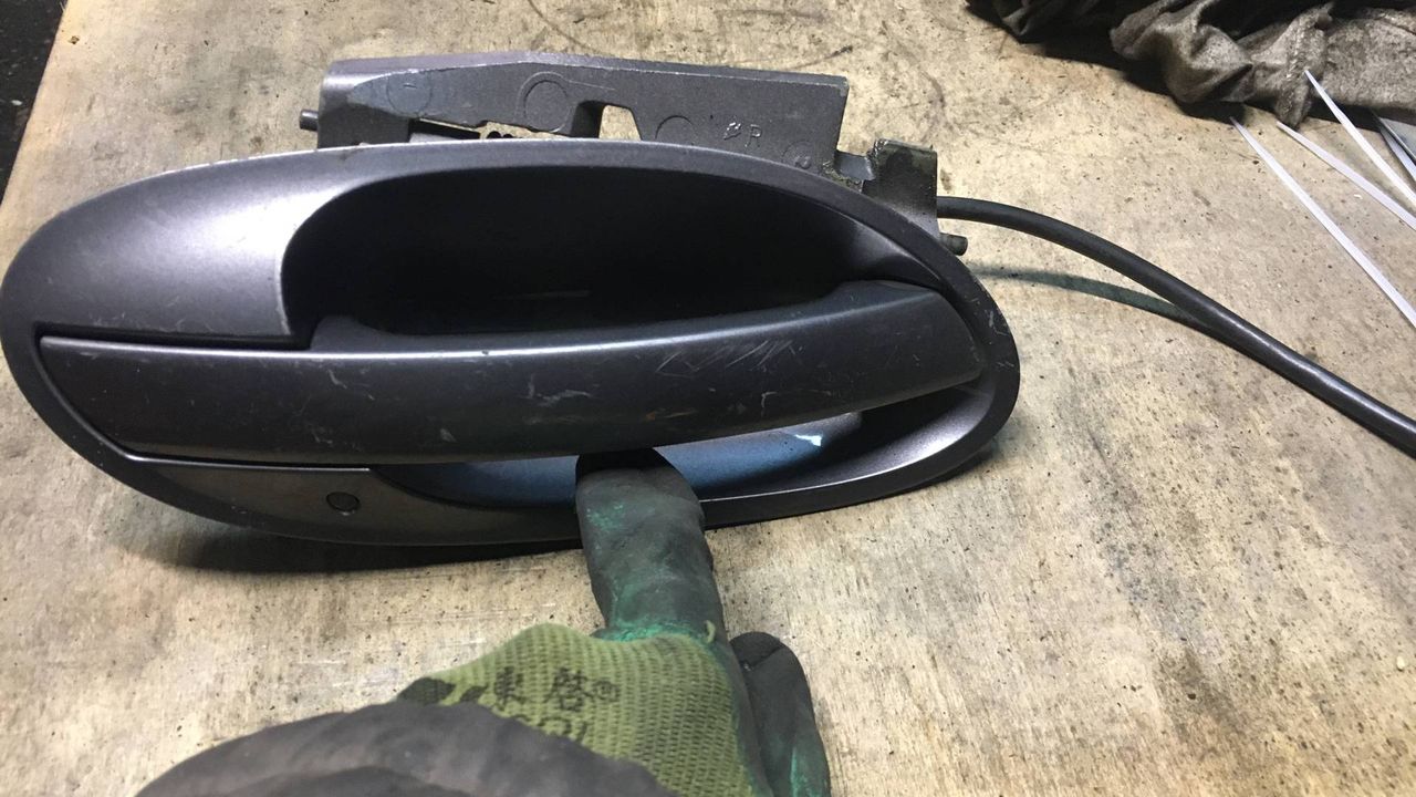 ручка наружная задняя правая BMW 7 серия E65/E66/E67 2003, 4.4 л., бензин, АКПП, седан