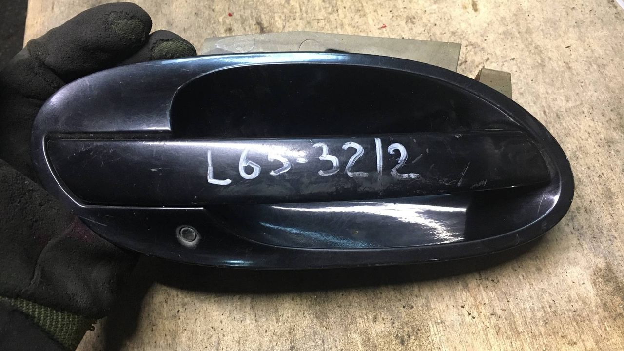ручка наружная задняя правая BMW 7 серия E65/E66/E67 [рестайлинг] 2005, 6.0 л., N73 B60 A, бензин, АКПП, седан