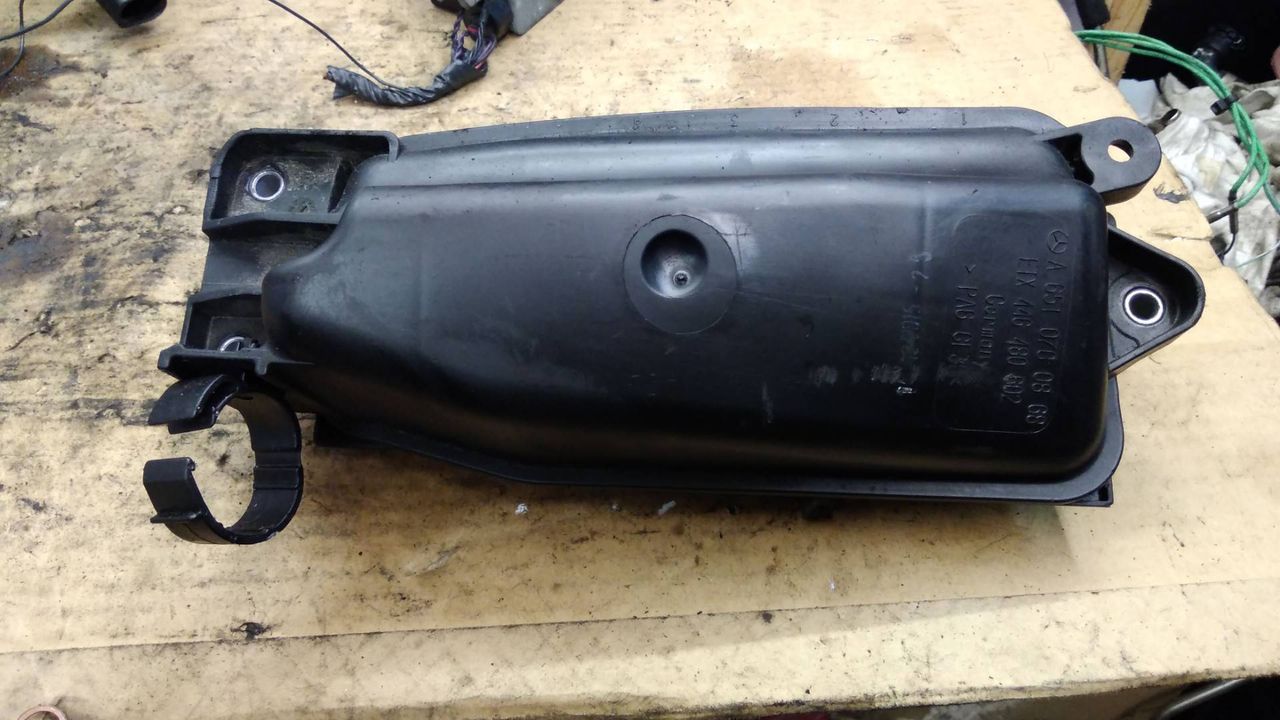 вакуумный ресивер Mercedes-Benz M-Класс W166 2014, 2.1 л., OM 651.960, дизель, A6510700868