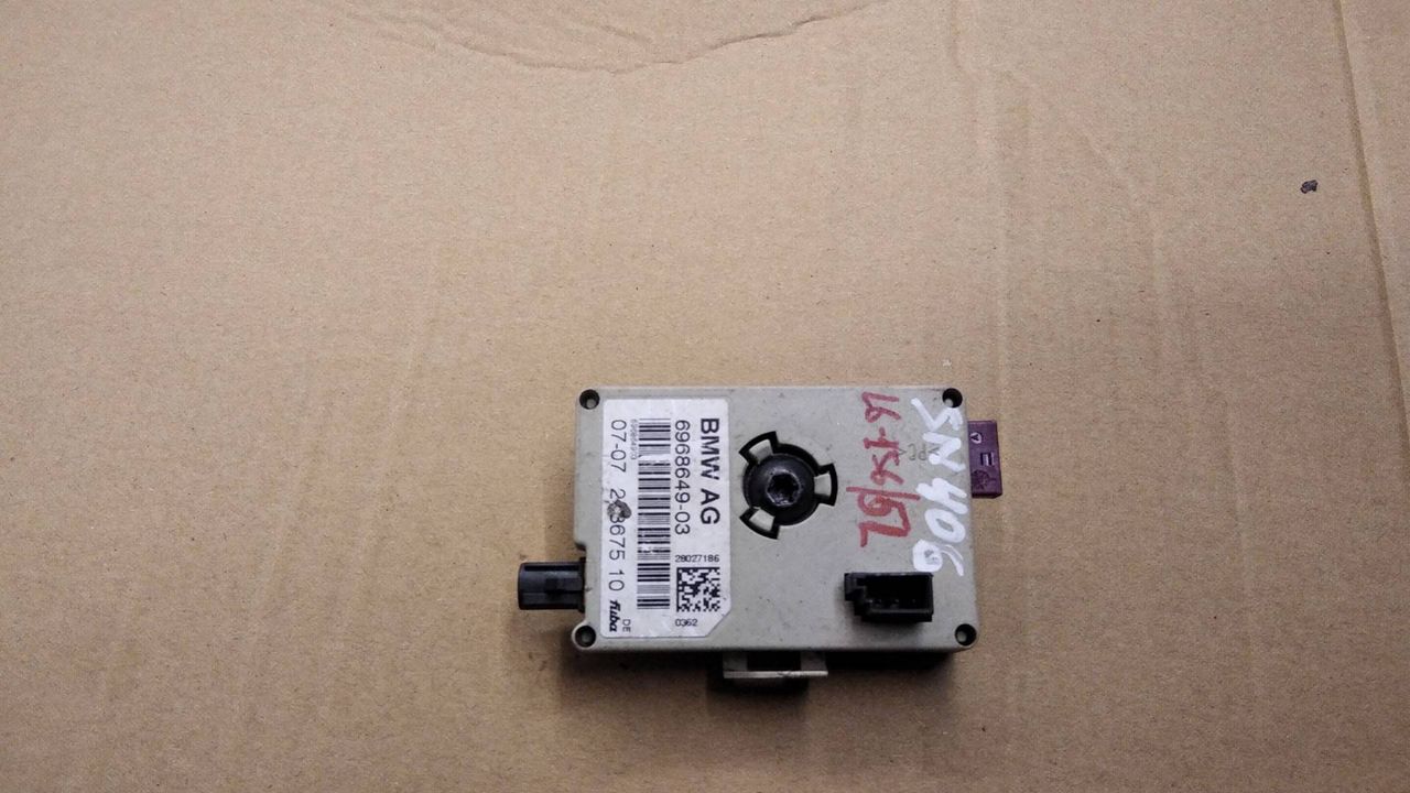 усилитель антенны BMW 3 серия E90/E91/E92/E93 2007, кабриолет, 6968650, 6968649