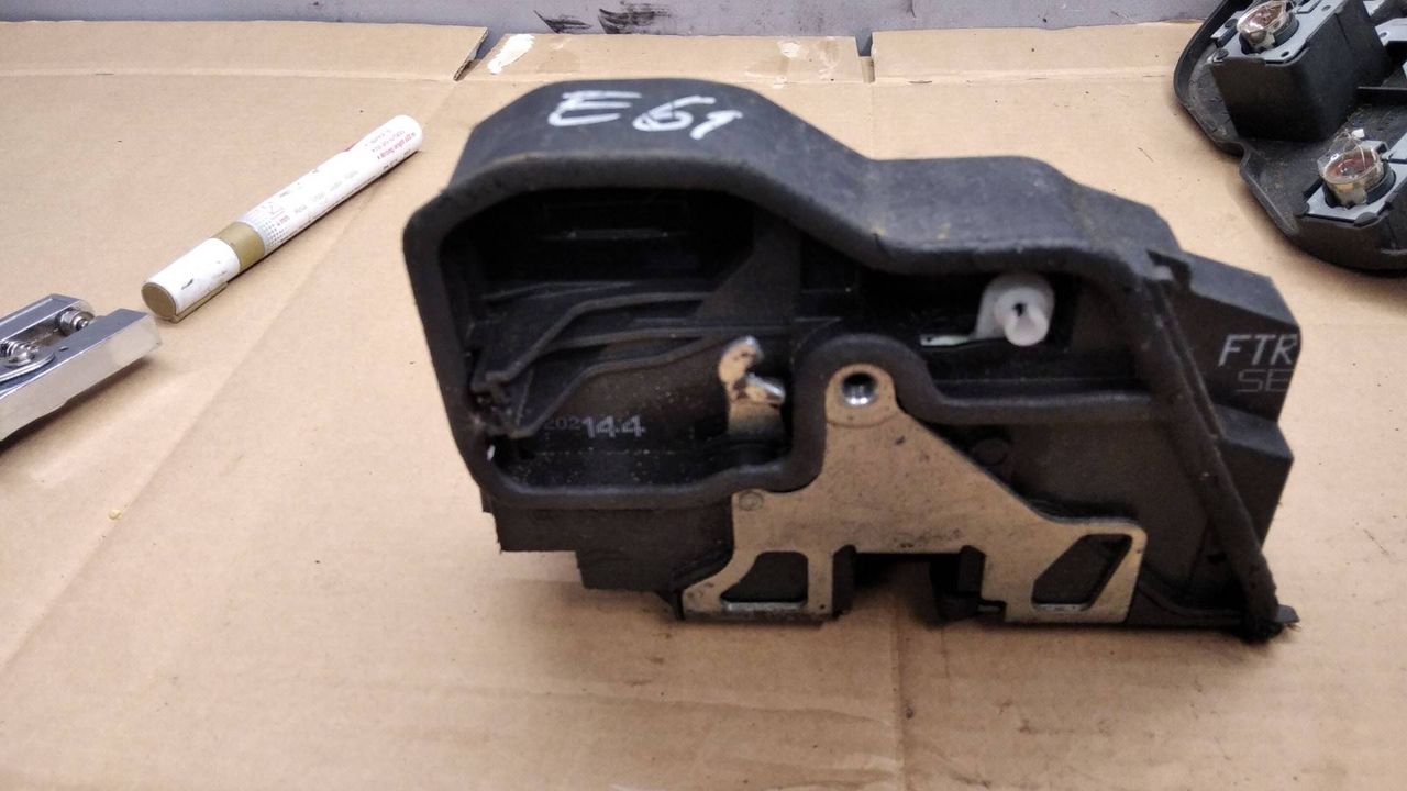 замок двери задней левой BMW X5 E70 2008, 3.0 л., бензин, АКПП, внедорожник 5 дв., 7202147, 51227202147