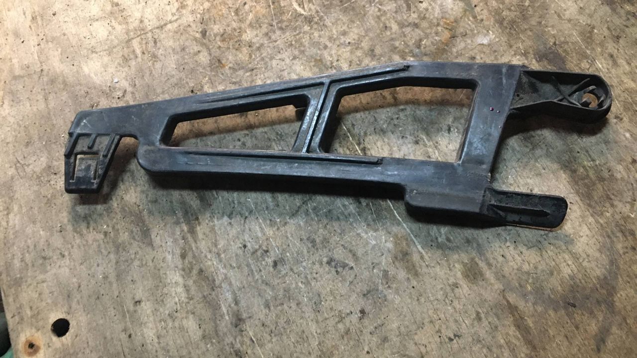 Крепление бампера переднего BMW X5 E70 2008, 3.0 л., бензин, АКПП, внедорожник 5 дв., 7185986