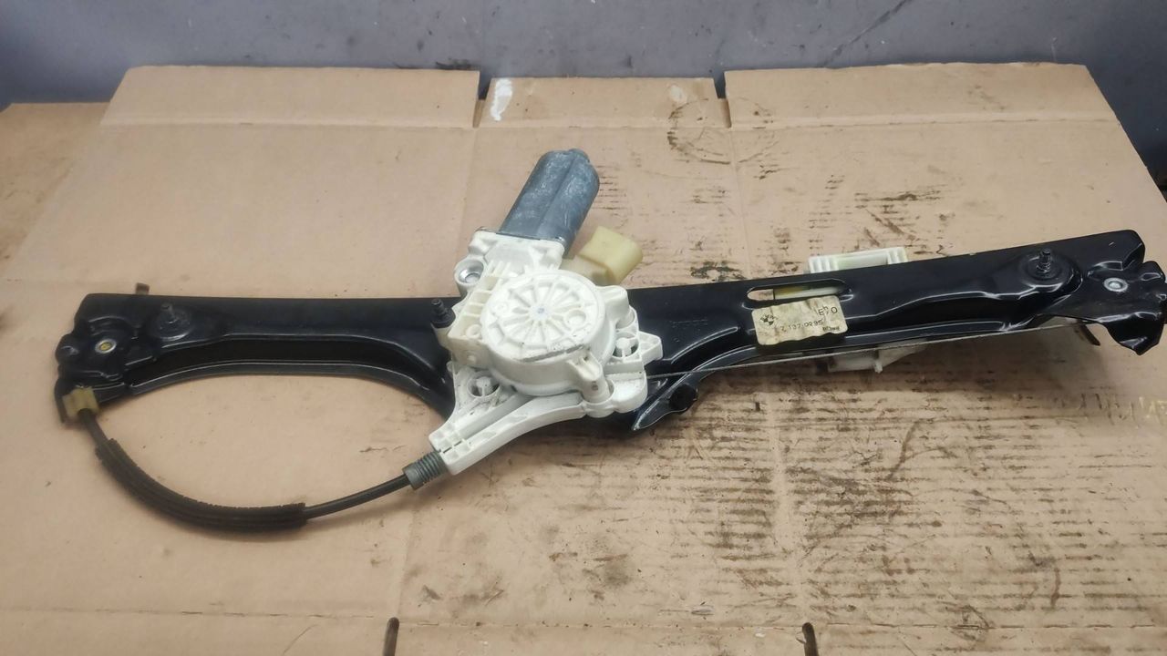 стеклоподъемник задний левый BMW X5 E70 2007, 3.0 л., M57 306 D3, дизель, АКПП, 7137029