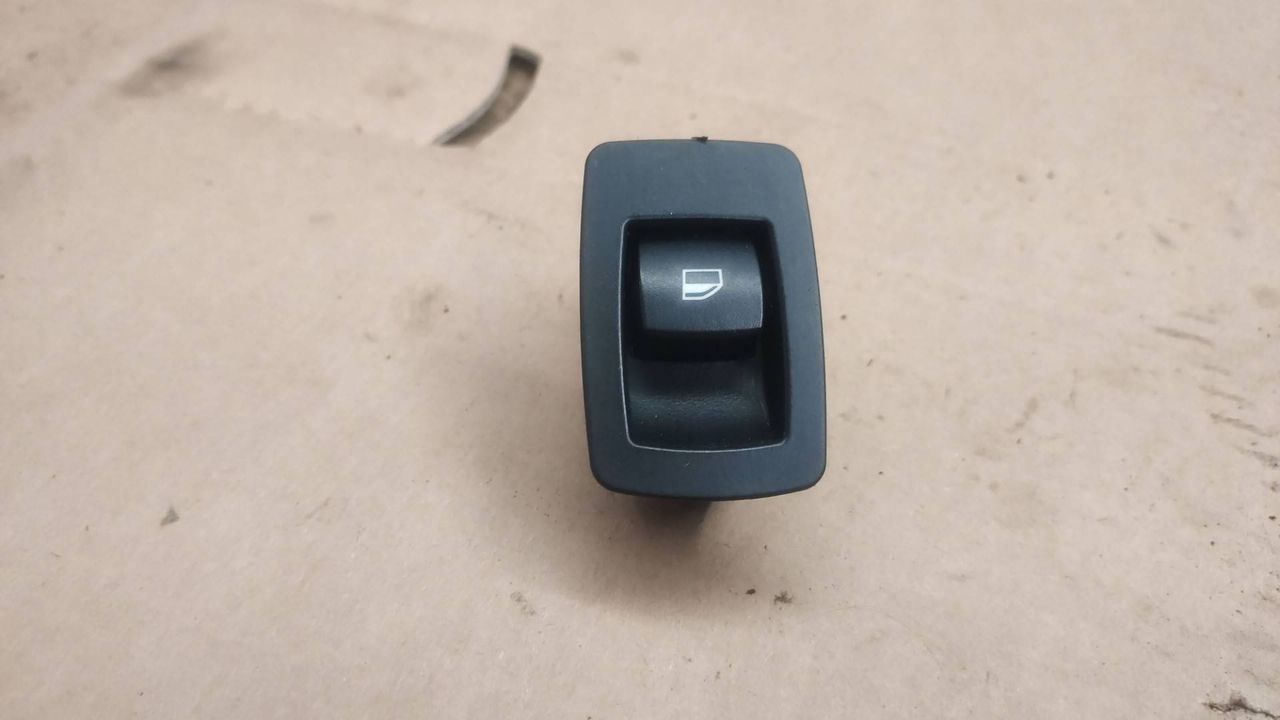 кнопка стеклоподъемника двери BMW X5 E70 2007, 3.0 л., M57 306 D3, дизель, АКПП