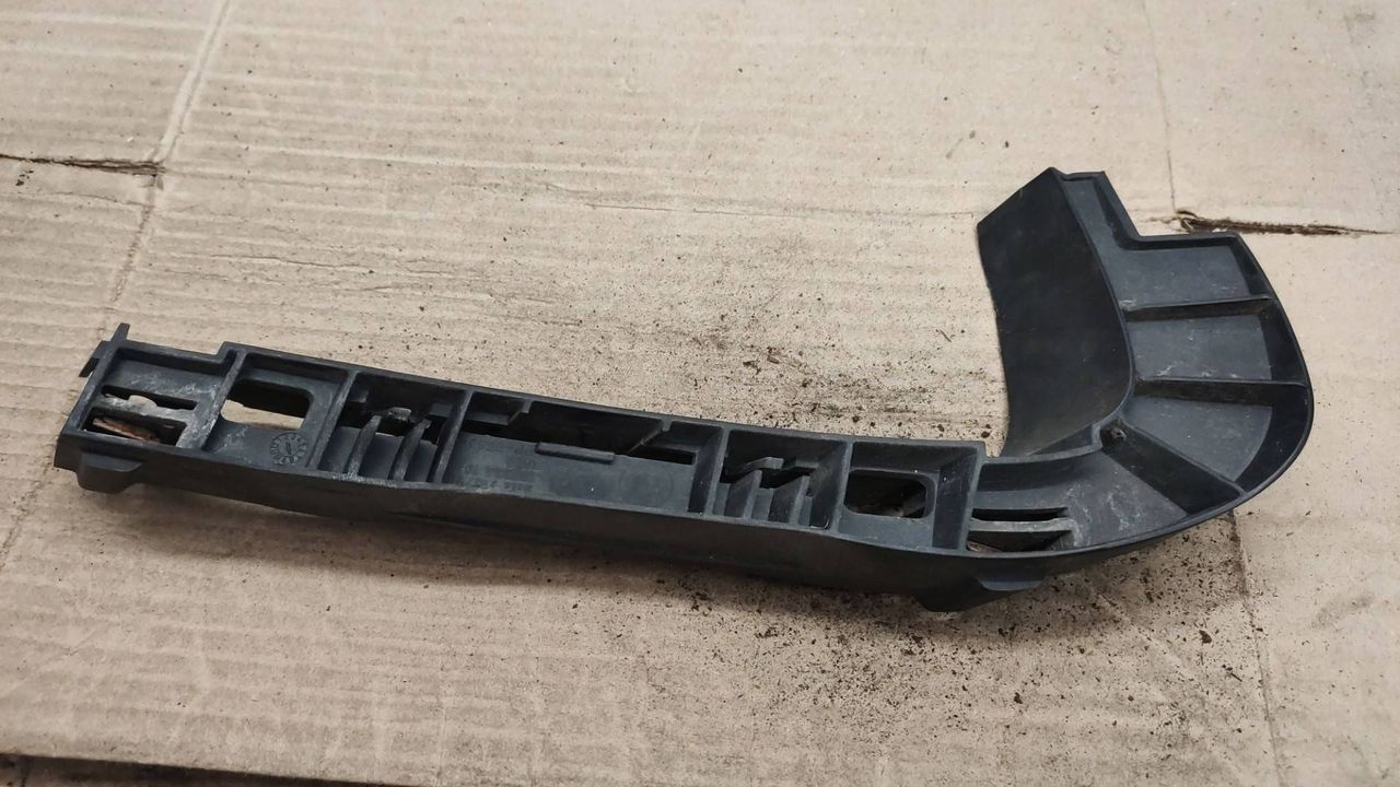 Крепление бампера переднего BMW X5 E70 2007, 3.0 л., M57 306 D3, дизель, АКПП, 7157987