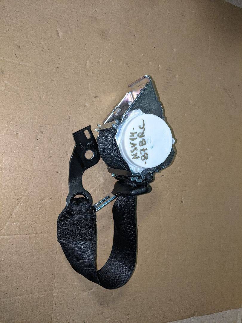 ремень безопасности Mercedes-Benz E-Класс W212/S212/C207/A207 W212 2010, 2.2 л., дизель, АКПП, седан, задний привод, правый руль, A2128605785