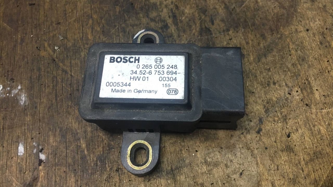 датчик ускорения BMW X5 E53 2001, 4.6 л., бензин, АКПП, внедорожник 5 дв., 6753694
