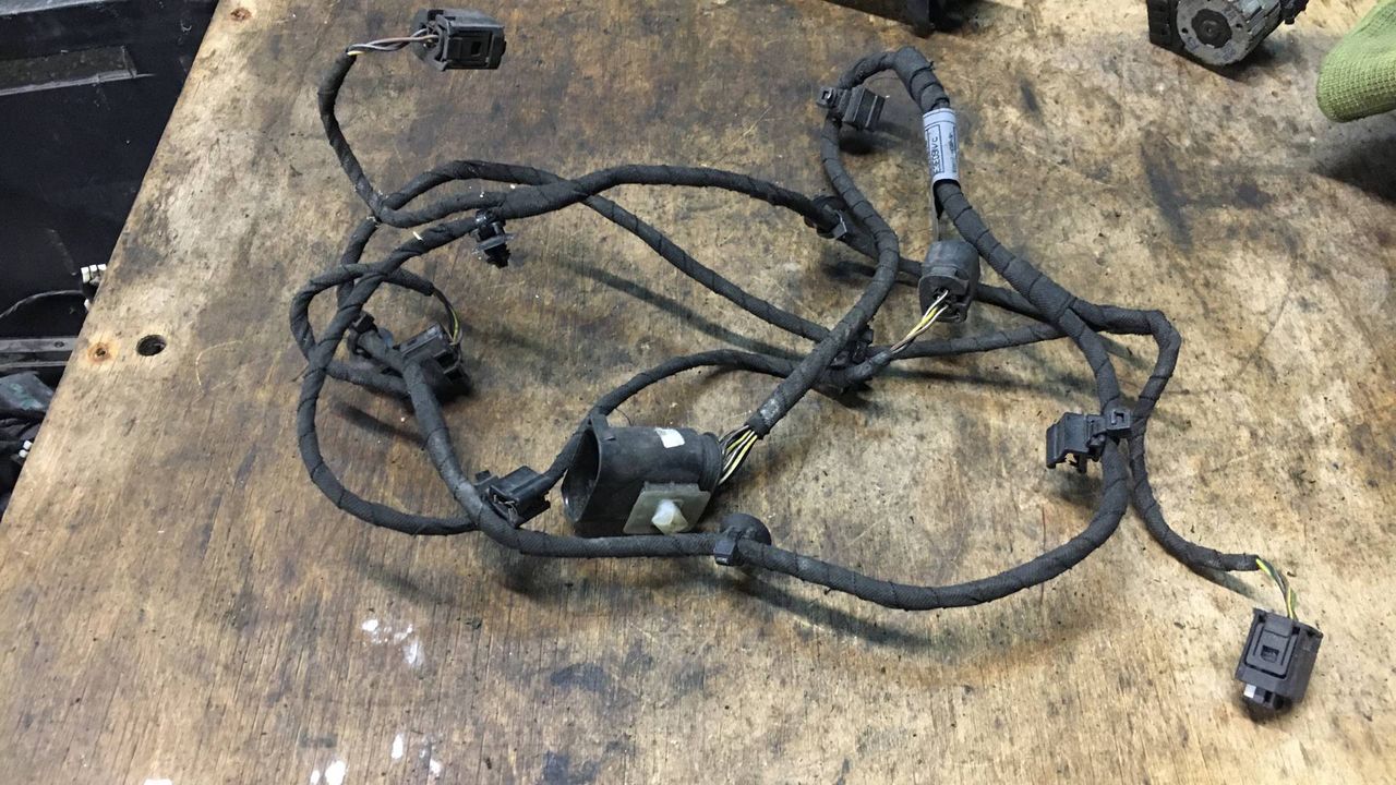 проводка датчиков парковки BMW 7 серия E65/E66/E67 2003, 3.0 л., бензин, АКПП, седан, 6907313