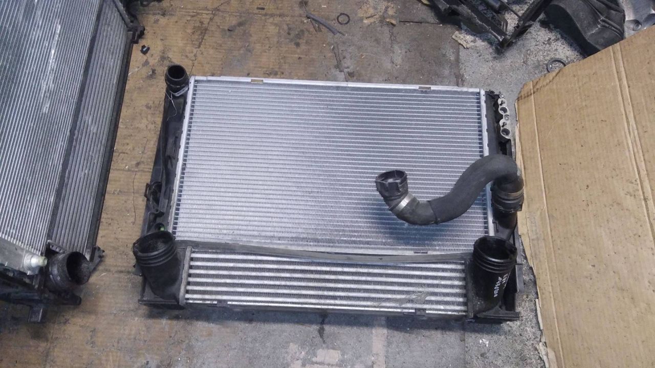 кассета радиаторов BMW 1 серия E81/E82/E87/E88 2005, 2.0 л., дизель, 3093796, 9169526, 7524914, 7810258, 7524916