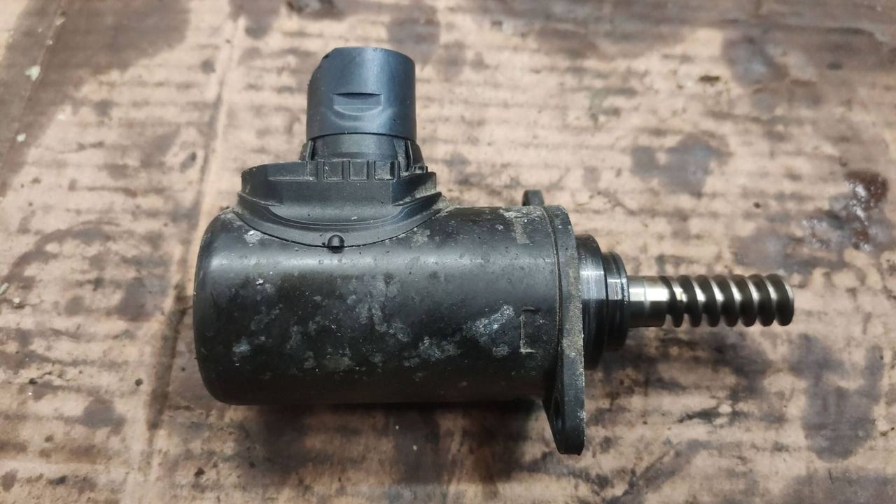 моторчик VVT (эксцентрикового вала) BMW 7 серия G11/G12 G11 2018, 4.4 л., N63 B44 C, бензин, 7631574