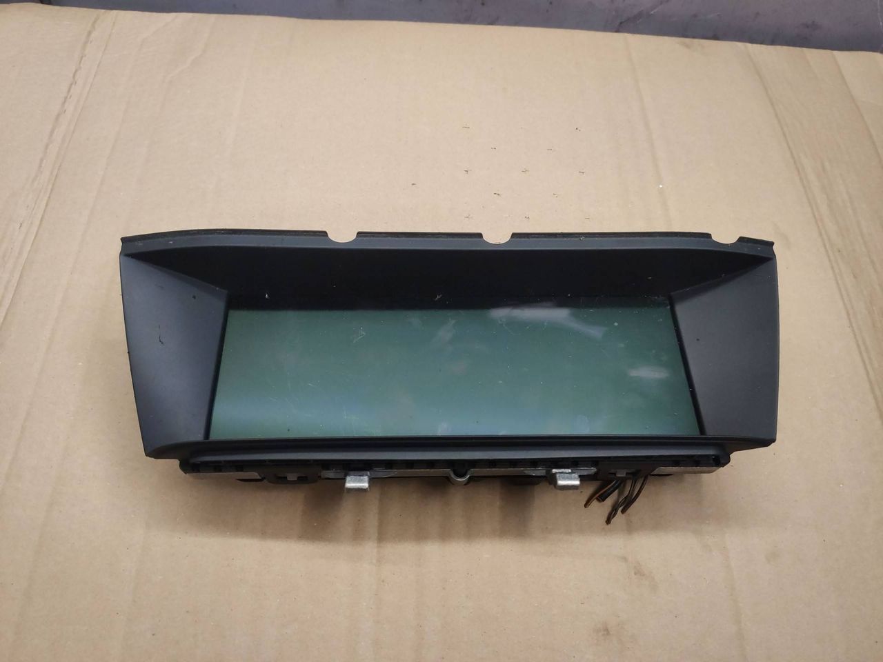 монитор мультимедиа BMW 7 серия F01/F02 F01 2011, 4.4 л., N63 B44 A, бензин, АКПП, черный, 2089659