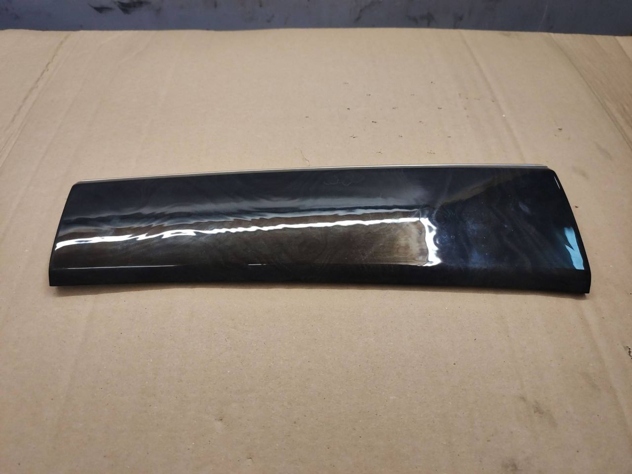 накладка на торпедо (консоль) BMW 7 серия F01/F02 F01 2011, 4.4 л., N63 B44 A, бензин, АКПП, черный, 9192355