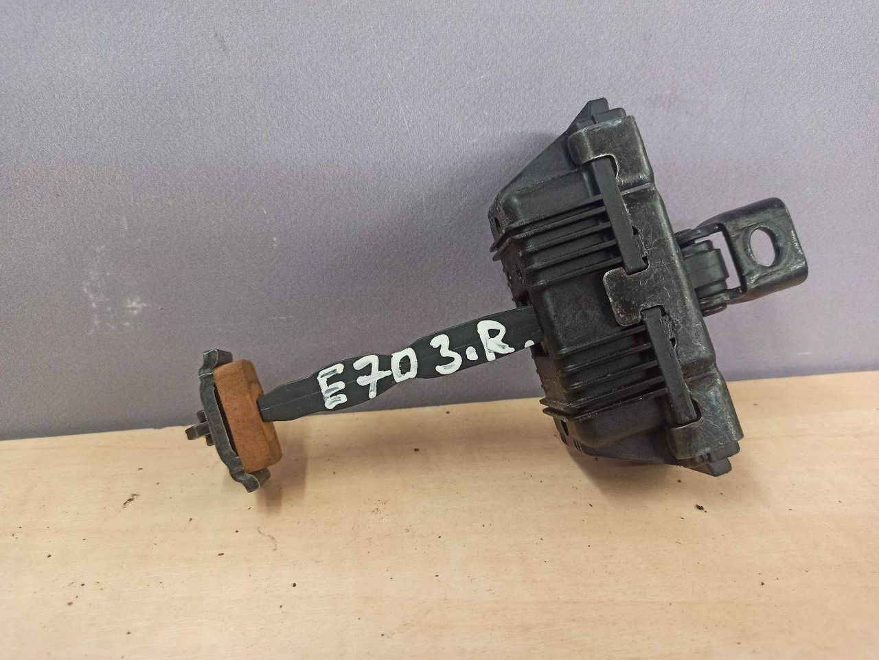 ограничитель открывания двери BMW X5 E70 2009, 3.0 л., M57 D30 (306D3), дизель