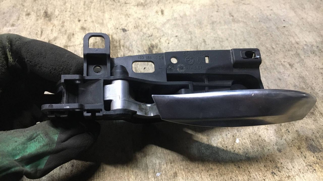 ручка внутренняя передняя левая BMW 7 серия F01/F02 2011, 3.0 л., бензин, седан, 9116341