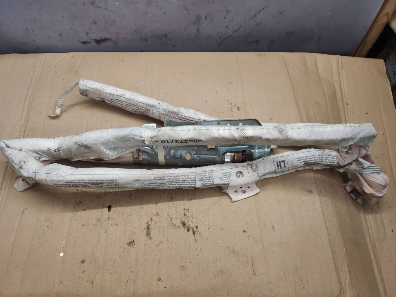 подушка безопасности боковая (шторка) BMW 7 серия F01/F02 F01 2011, 4.4 л., N63 B44 A, бензин, АКПП, черный