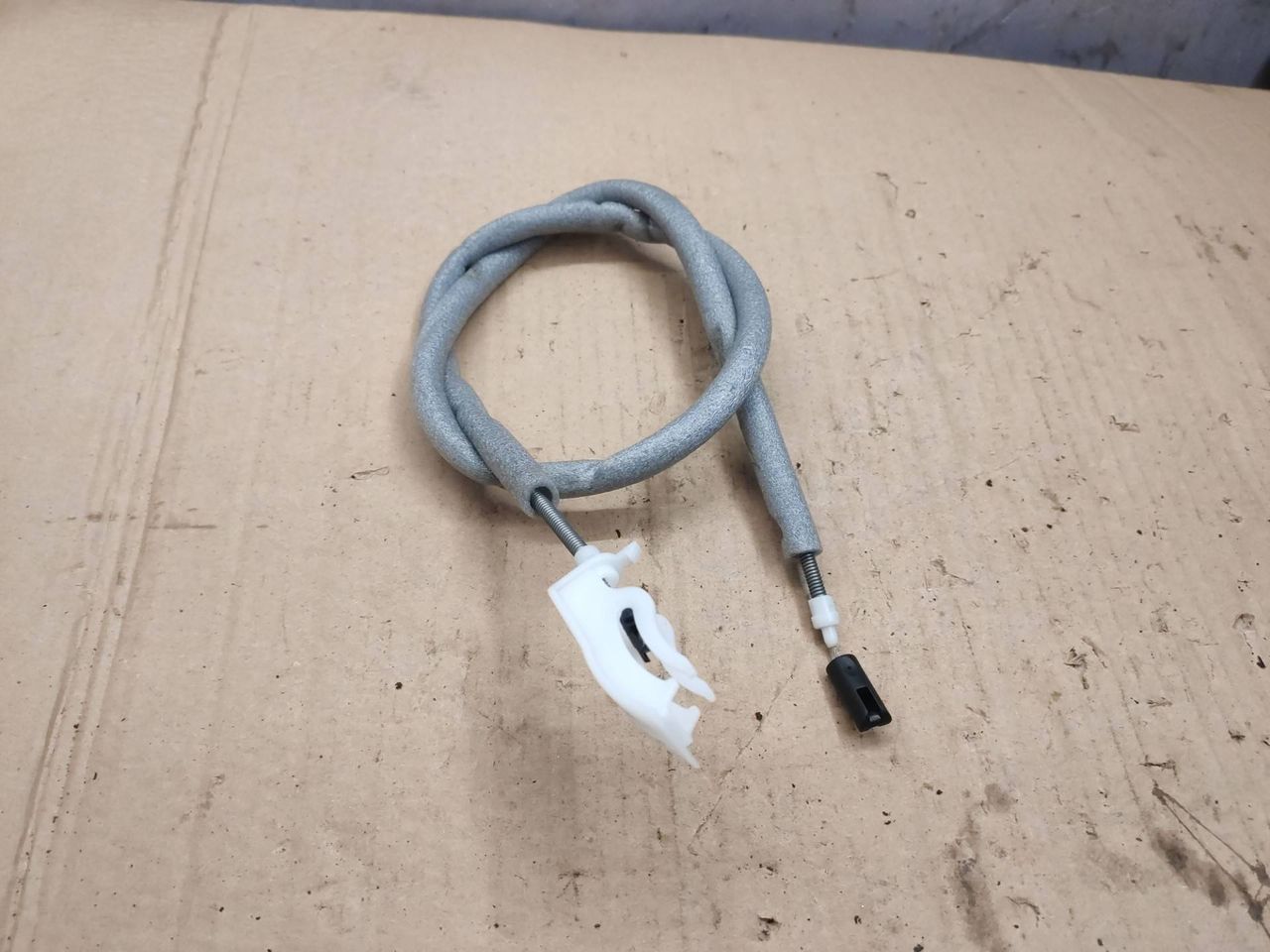 трос двери BMW 7 серия F01/F02 F01 2011, 4.4 л., N63 B44 A, бензин, АКПП, черный, 7138403