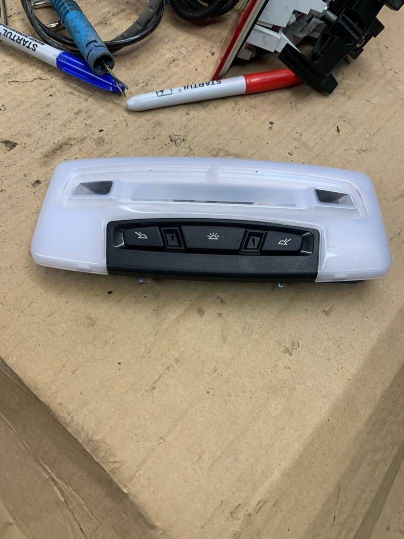 фонарь салона (плафон) BMW 3 серия F30/F31/F34 F30 2012, 3.5 л., бензин, АКПП, седан, задний привод, 63319242159, 9242159