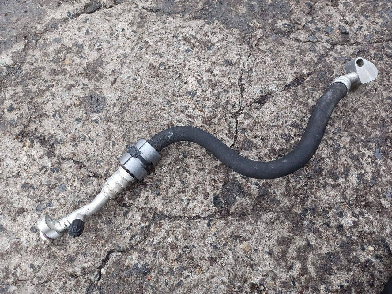 трубка кондиционера BMW 3 серия F30/F31/F34 F30 2012, 3.5 л., бензин, АКПП, седан, задний привод, 9223298