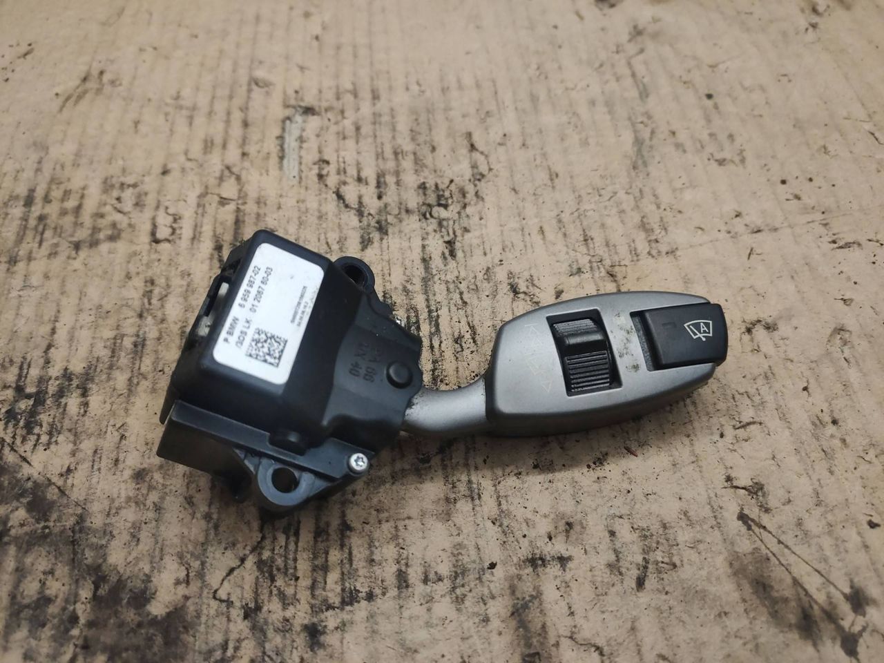 переключатель дворников BMW 7 серия E65/E66/E67 [рестайлинг] E66 2008, 4.8 л., N62 B48 B, бензин, АКПП, серебристый, 6959987