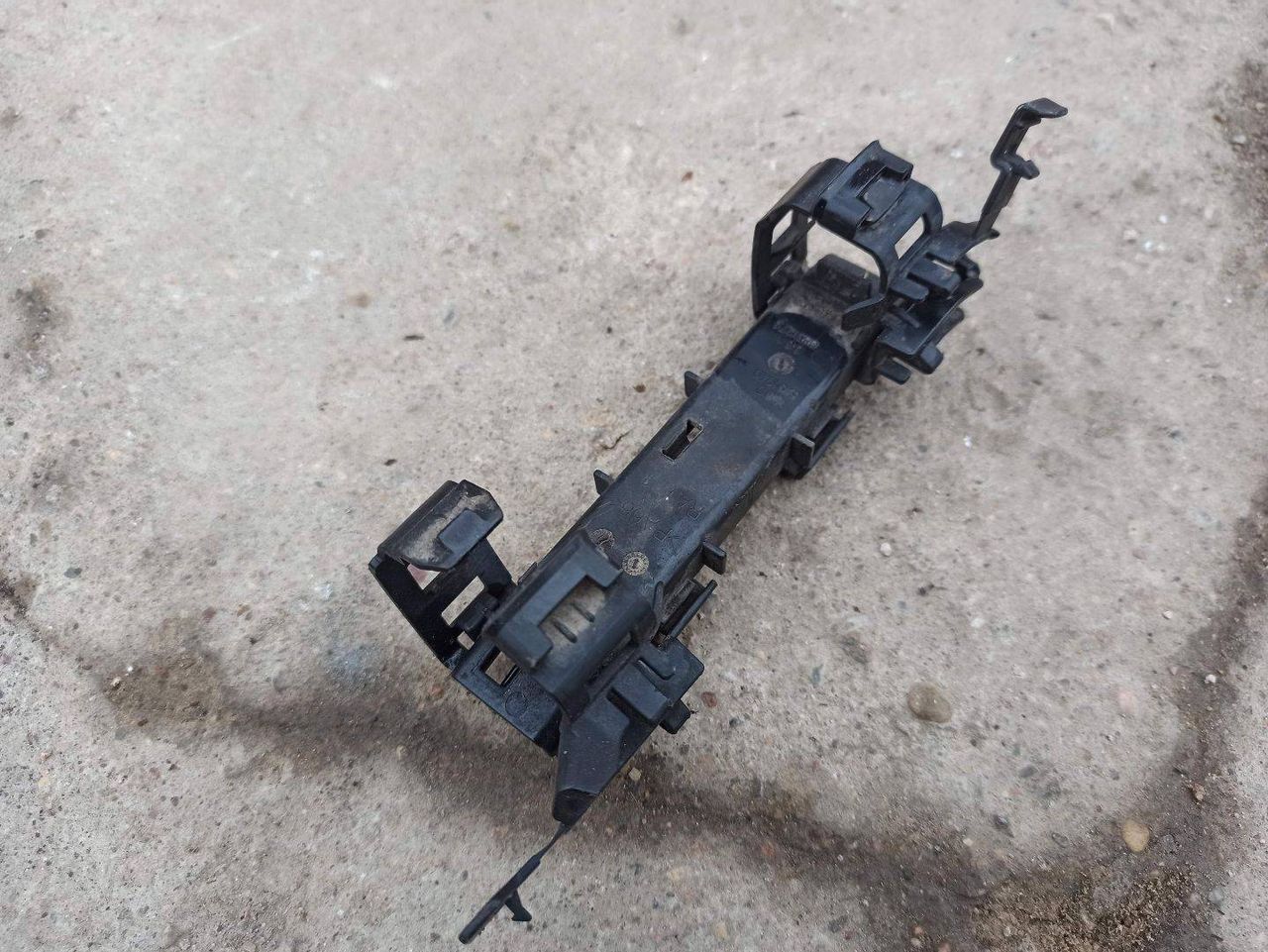 кронштейн (крепление) BMW 3 серия F30/F31/F34 F30 2012, 3.5 л., бензин, АКПП, седан, задний привод, 6851278